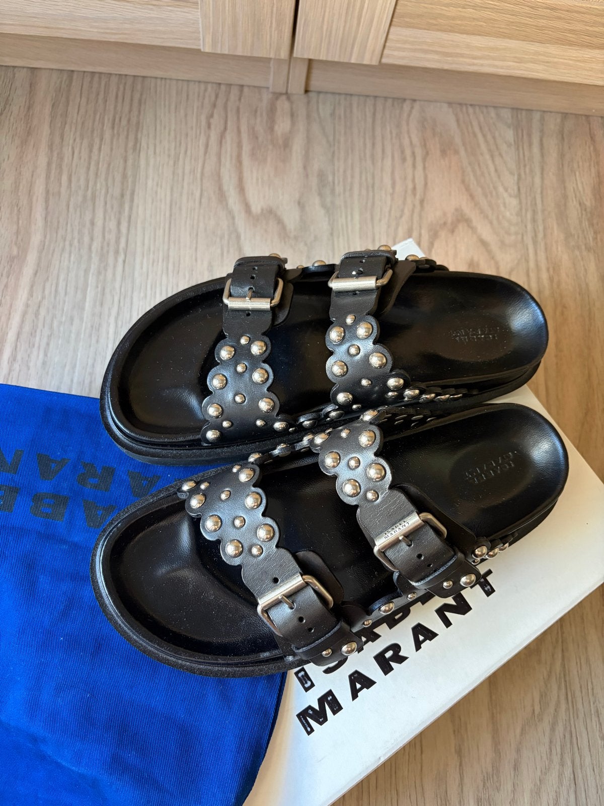 Isabel Marant Lenniya Sandalen Maat 40 Zwart/Zilver, Kleding | Dames, Ophalen of Verzenden, Nieuw, Zwart, Sandalen of Muiltjes