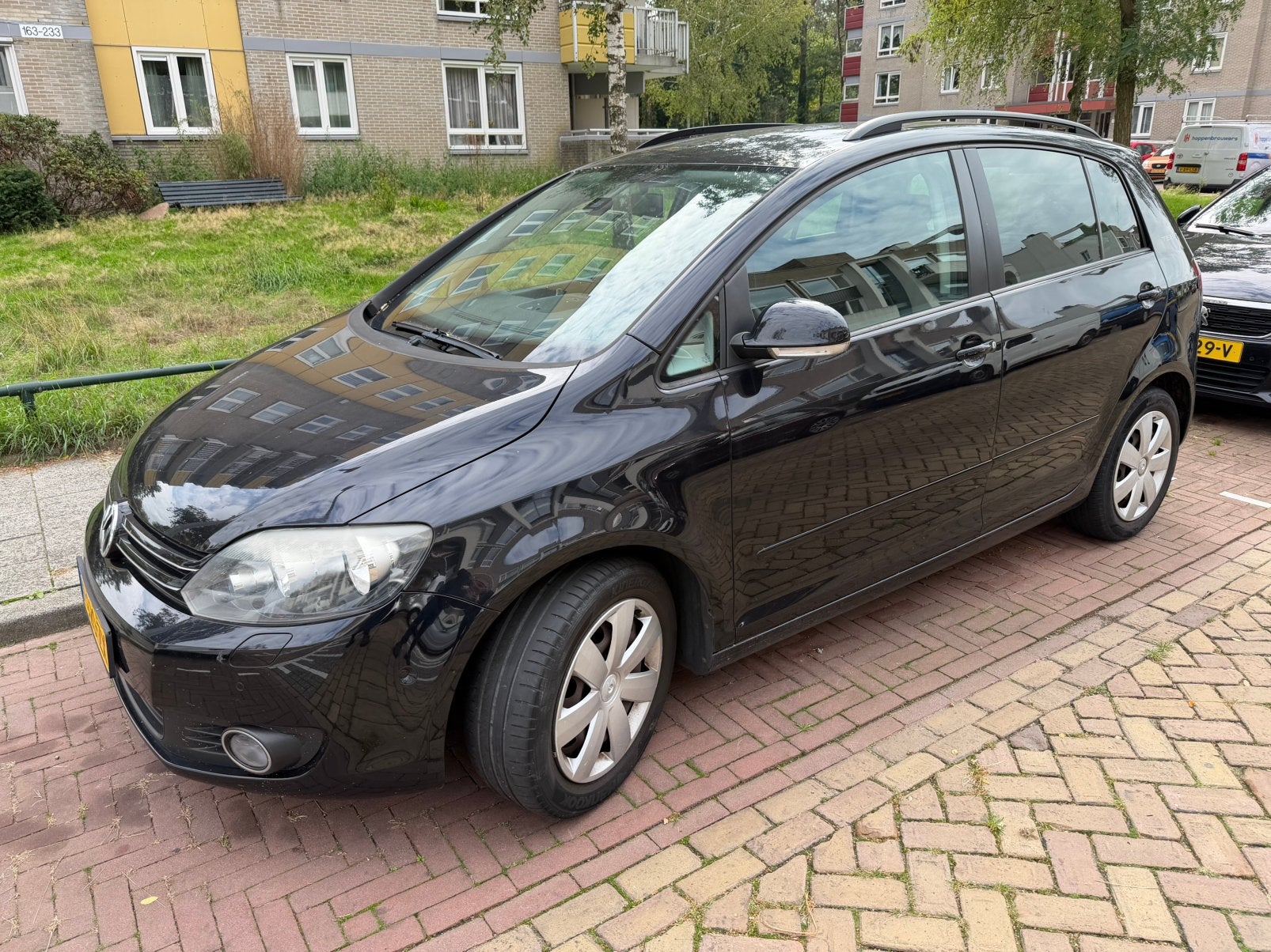 Volkswagen Golf Plus 1.2 TSI 77KW TEAM parksens autom. Inpar, Auto's, Zwart, 4 cilinders, Zwart, 1200 kg