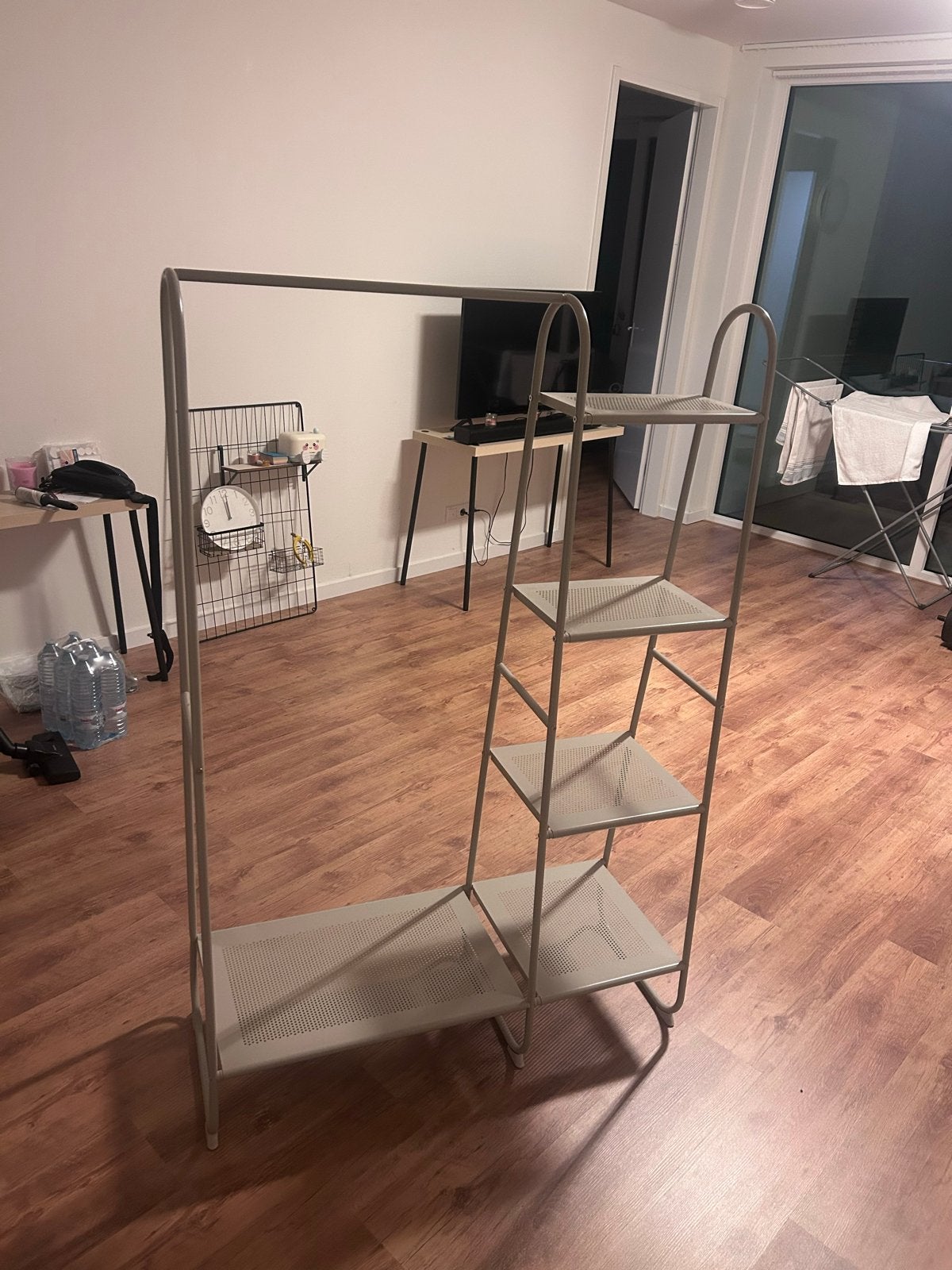 Kledingrek met planken, Ophalen, Met plank(en), Gebruikt, 100 tot 150 cm
