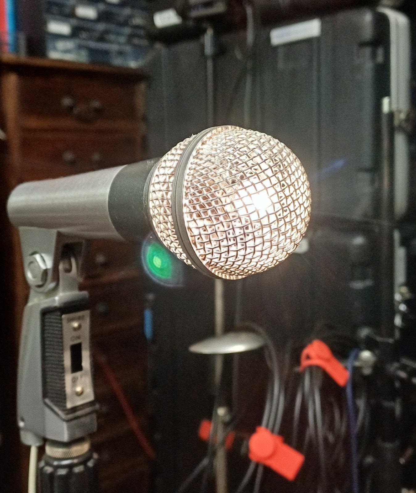 Shure gezellig lampje., Muziek en Instrumenten, Ophalen of Verzenden, Zangmicrofoon