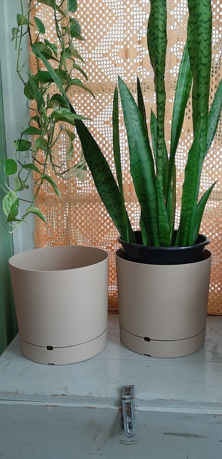 2 kunststof bloempotten NIEUW, Ophalen, Kunststof, Minder dan 30 cm, Rond