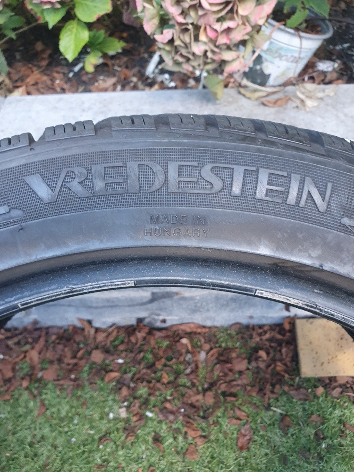 winterbanden Goodyear vredestein 225 45 18/ Goodyear 215 55, Ophalen, 18 inch, Winterbanden, Band(en)