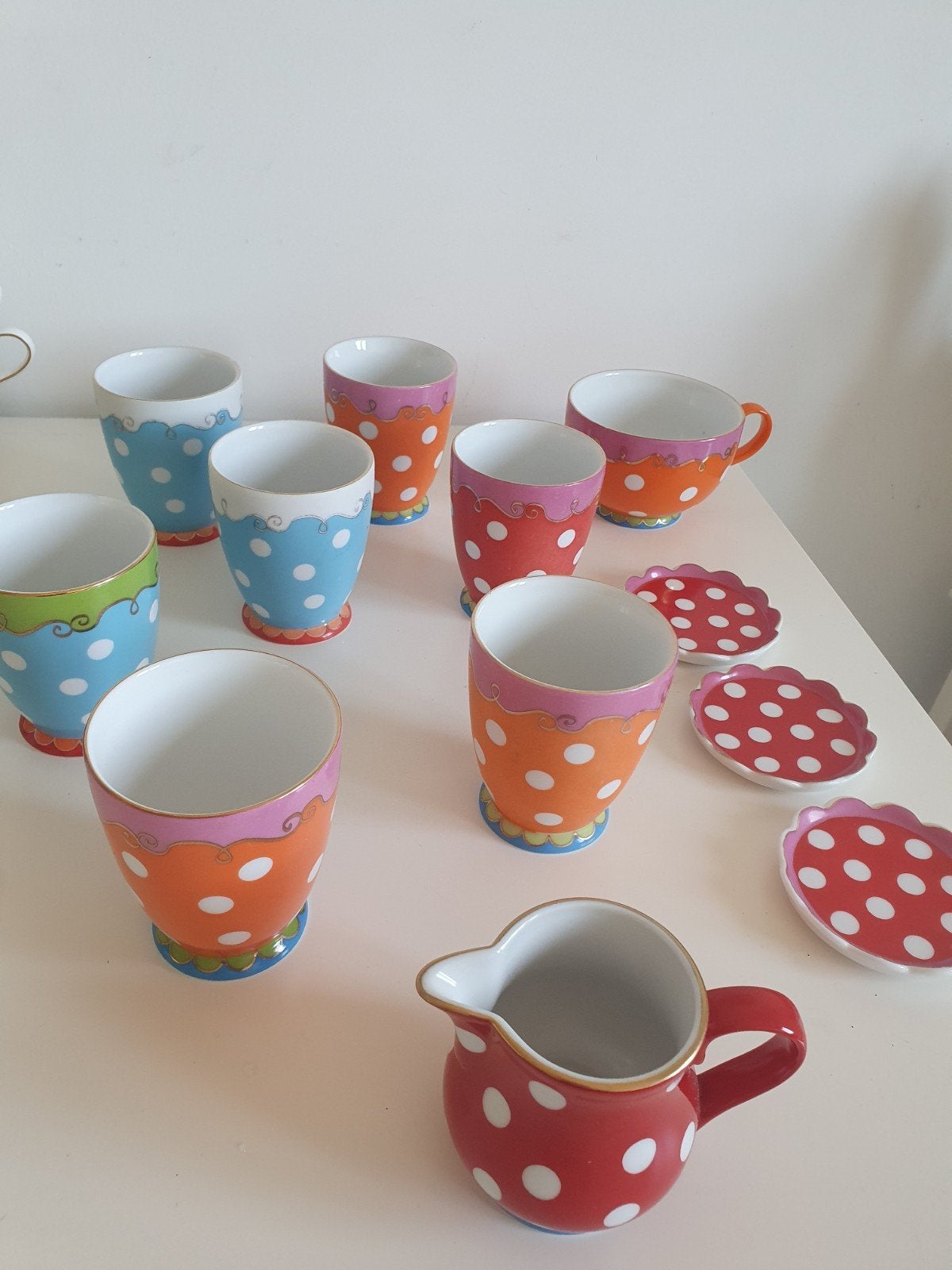 Ollily 12 stuks: 7mokken, melkkankan ,3 theetipje,grote kop, Huis en Inrichting, Keuken | Servies, Ophalen of Verzenden, Overige stijlen