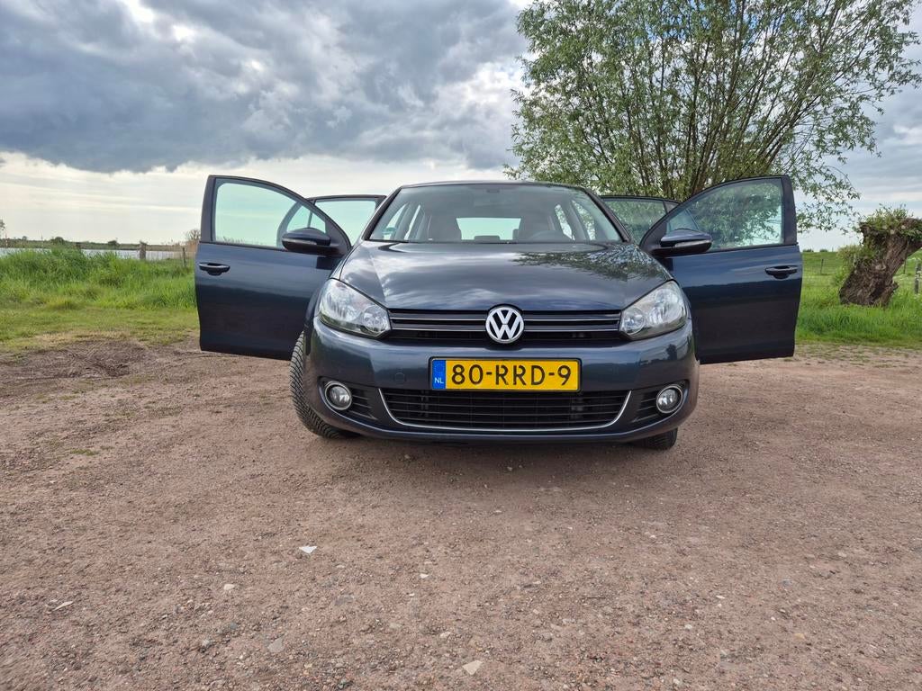 Volkswagen - golf 6 - 1.2 TSI Highline Bluemotion, Auto's, Volkswagen, Golf, Airbags, Airconditioning, Alarm, Bluetooth, Bochtverlichting
