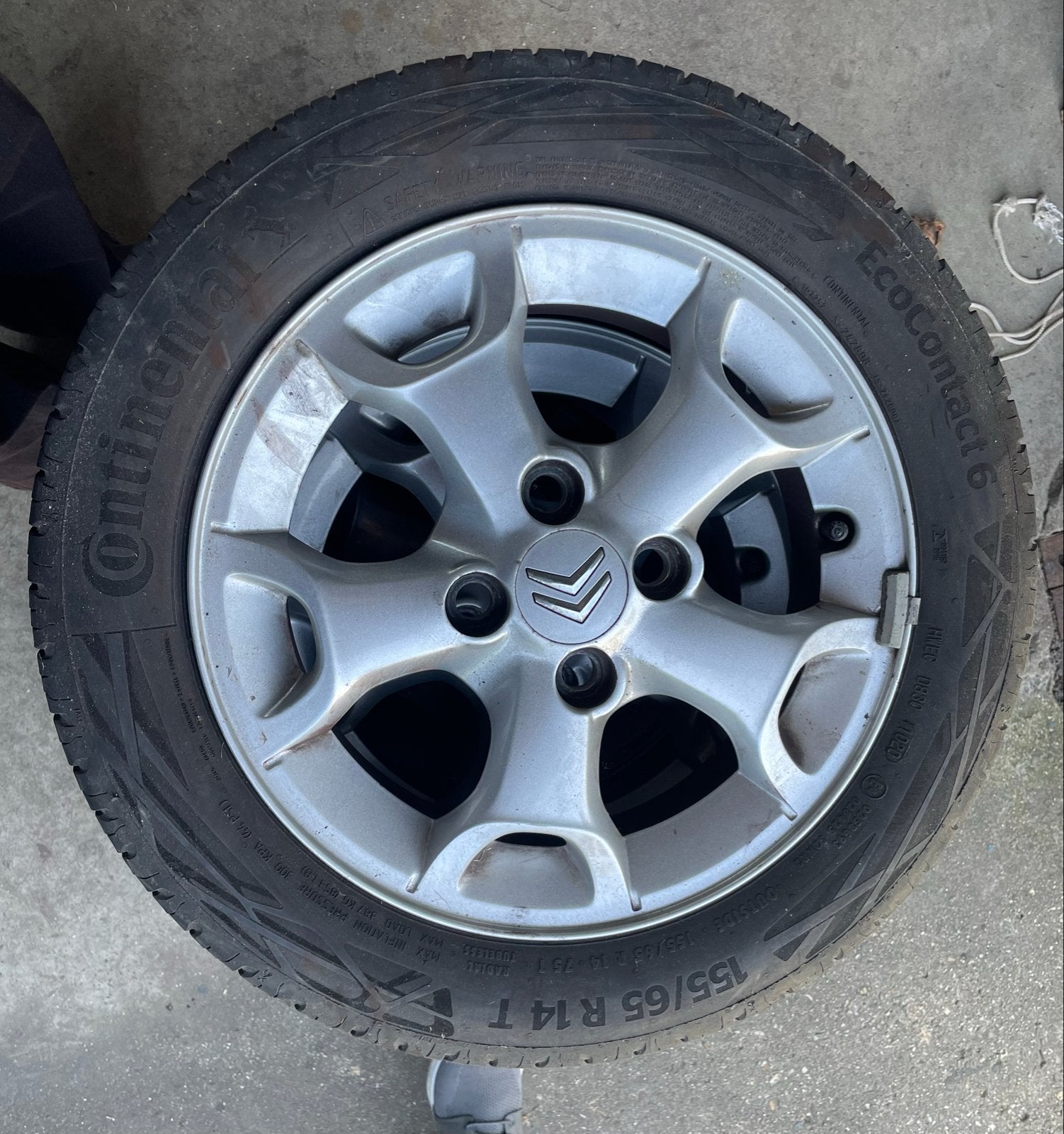 4 originele Citroën velgen met Continental zomerbanden, Ophalen, 14 inch, Gebruikt, Banden en Velgen