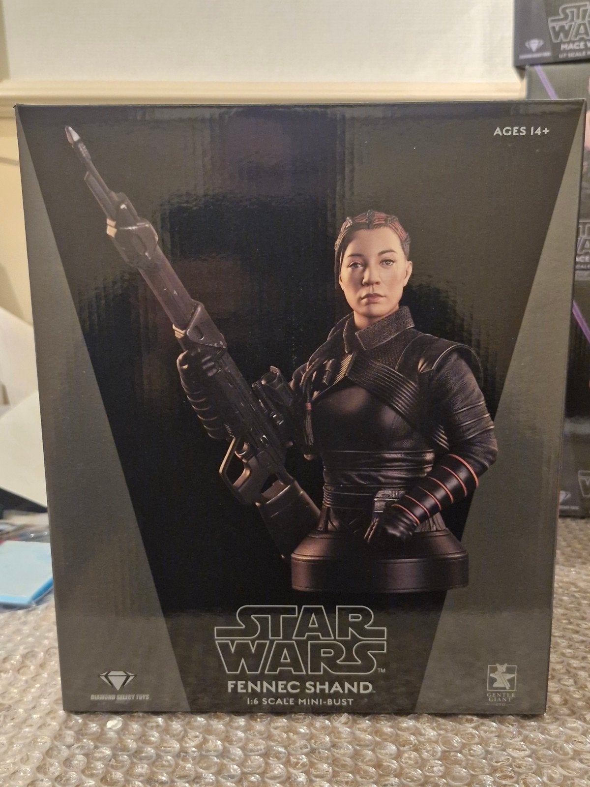 Star wars fennec shand limited edition van3000 nieuw in doos, Verzenden, Zo goed als nieuw, Actiefiguurtje