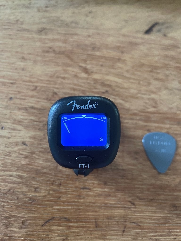 Foto 9 van 1/2 gitaar Gomez incl accessoires