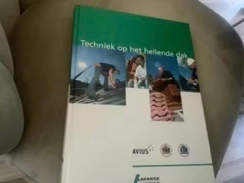Techniek op het hellende dak - Bouwkunde boek, Boeken, Verzenden, Bouwkunde, Onbekend, Gelezen