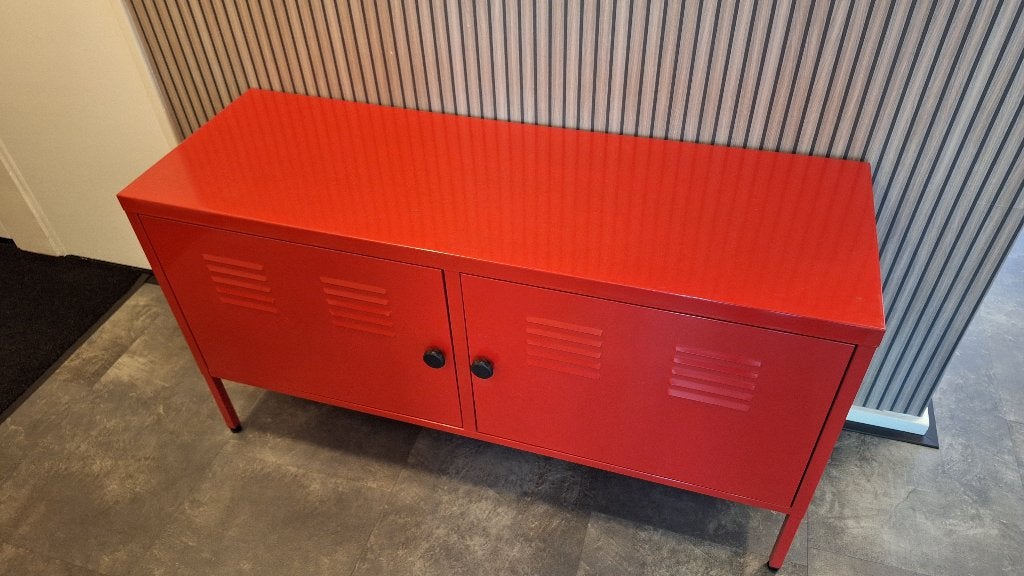 ikea ps metalen lockerkast, TV meubel, dressoir, halkast, Huis en Inrichting, Kasten | Lockerkasten, Ophalen, Gebruikt