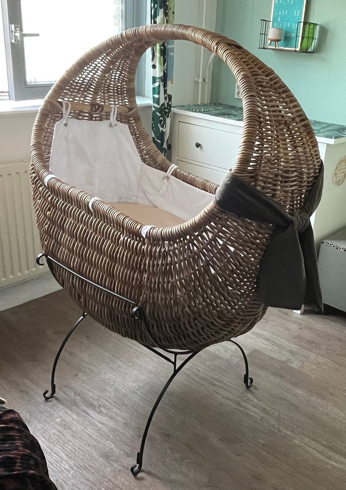 Rotan wieg, Ophalen, Zo goed als nieuw, Wieg