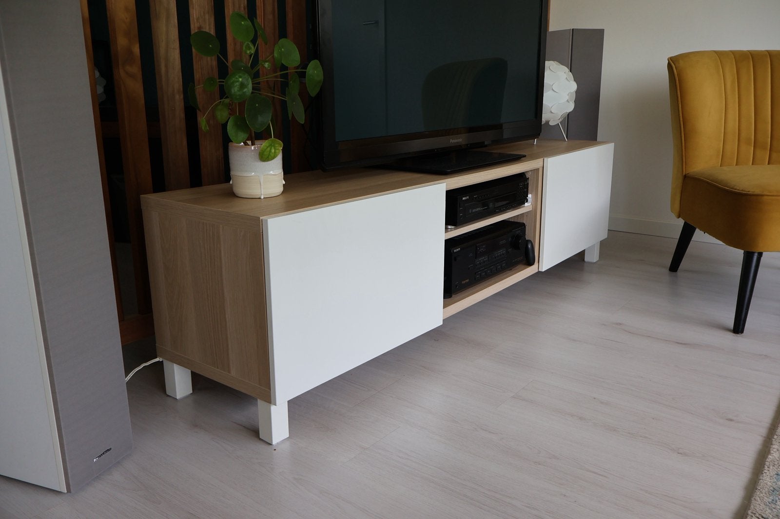 IKEA BESTÅ TV-meubel 180 cm – Eikenlook/Wit, Ophalen, 150 tot 200 cm, Zo goed als nieuw, Minder dan 100 cm