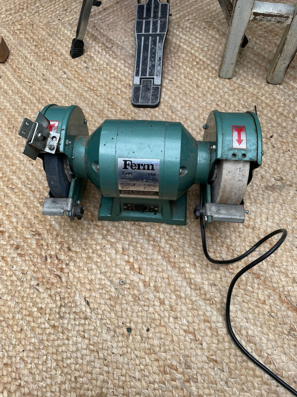 Goed werkende slijpmachine, Ophalen, Gebruikt, Minder dan 700 watt, Werkbankslijpmachine