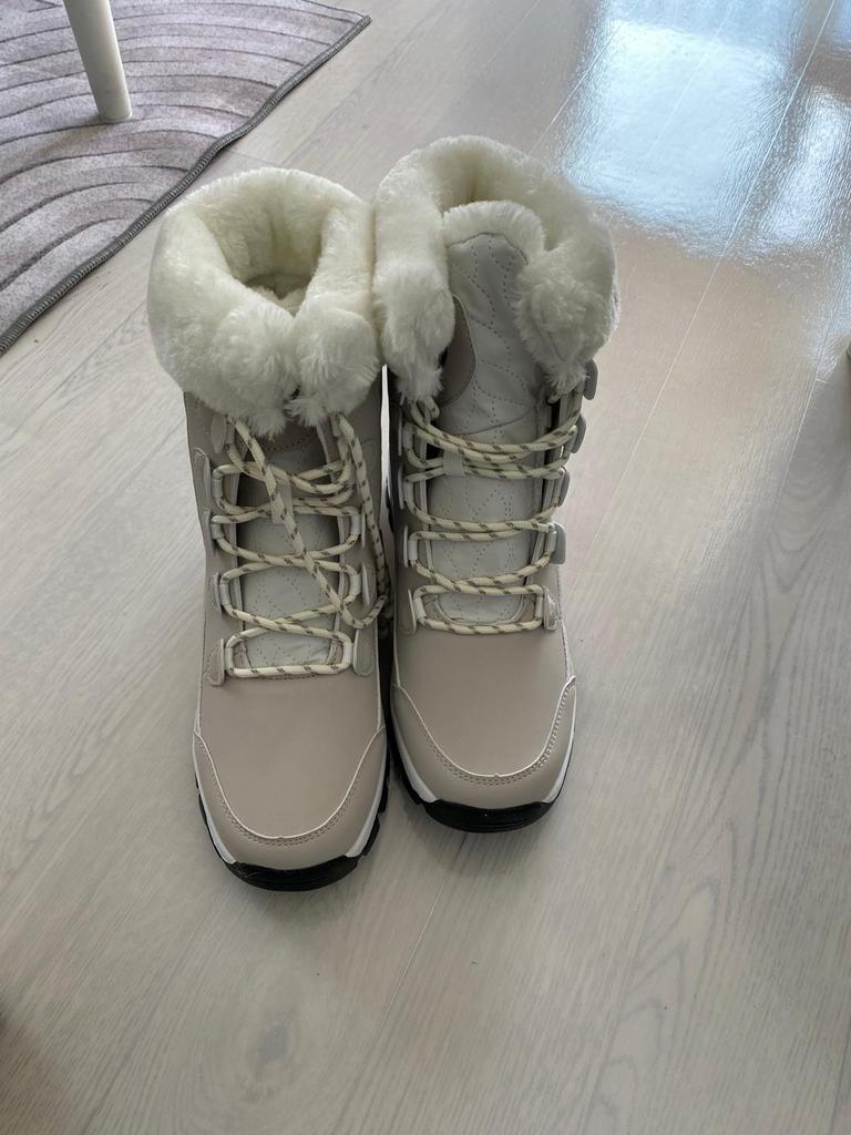 Nieuwe Horw Goat Snowboots met Bont - Maat 38, Kleding | Dames, Schoenen, Nieuw, Snowboots, Beige, Ophalen of Verzenden