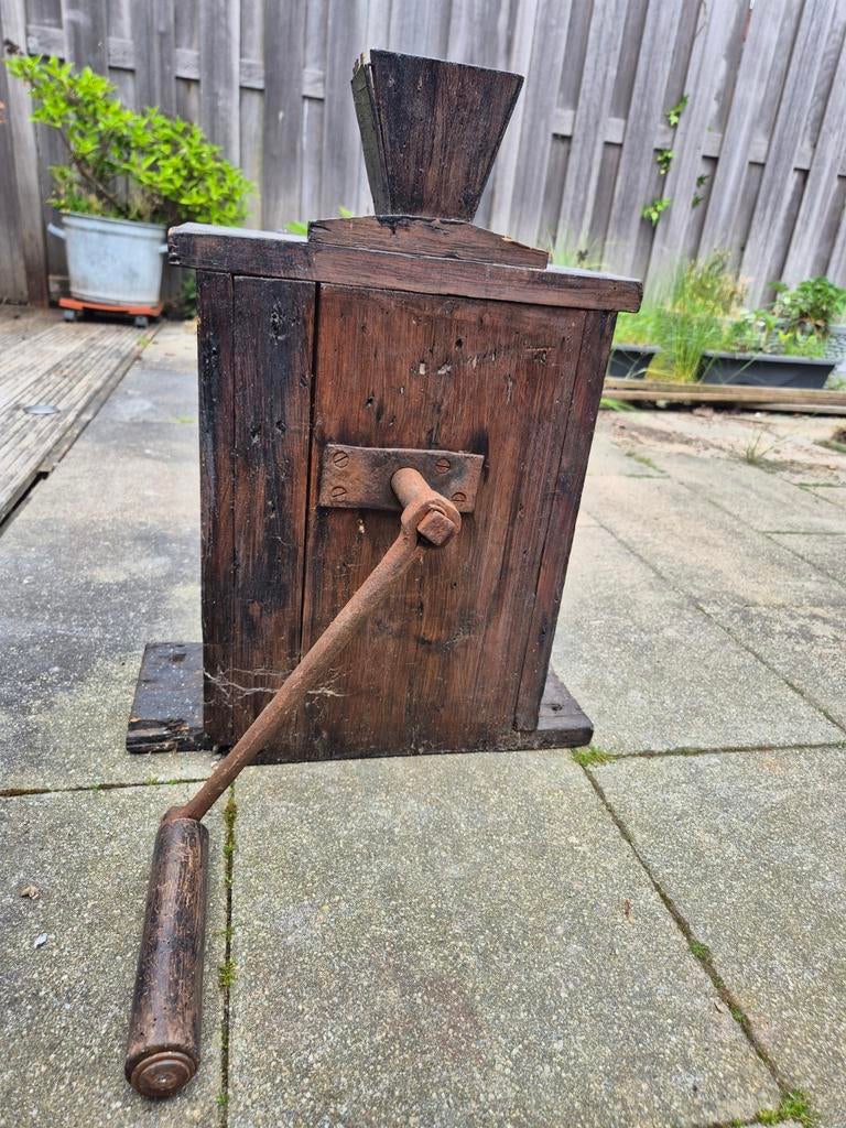 Mooie antieke grote koffie molen, Ophalen of Verzenden