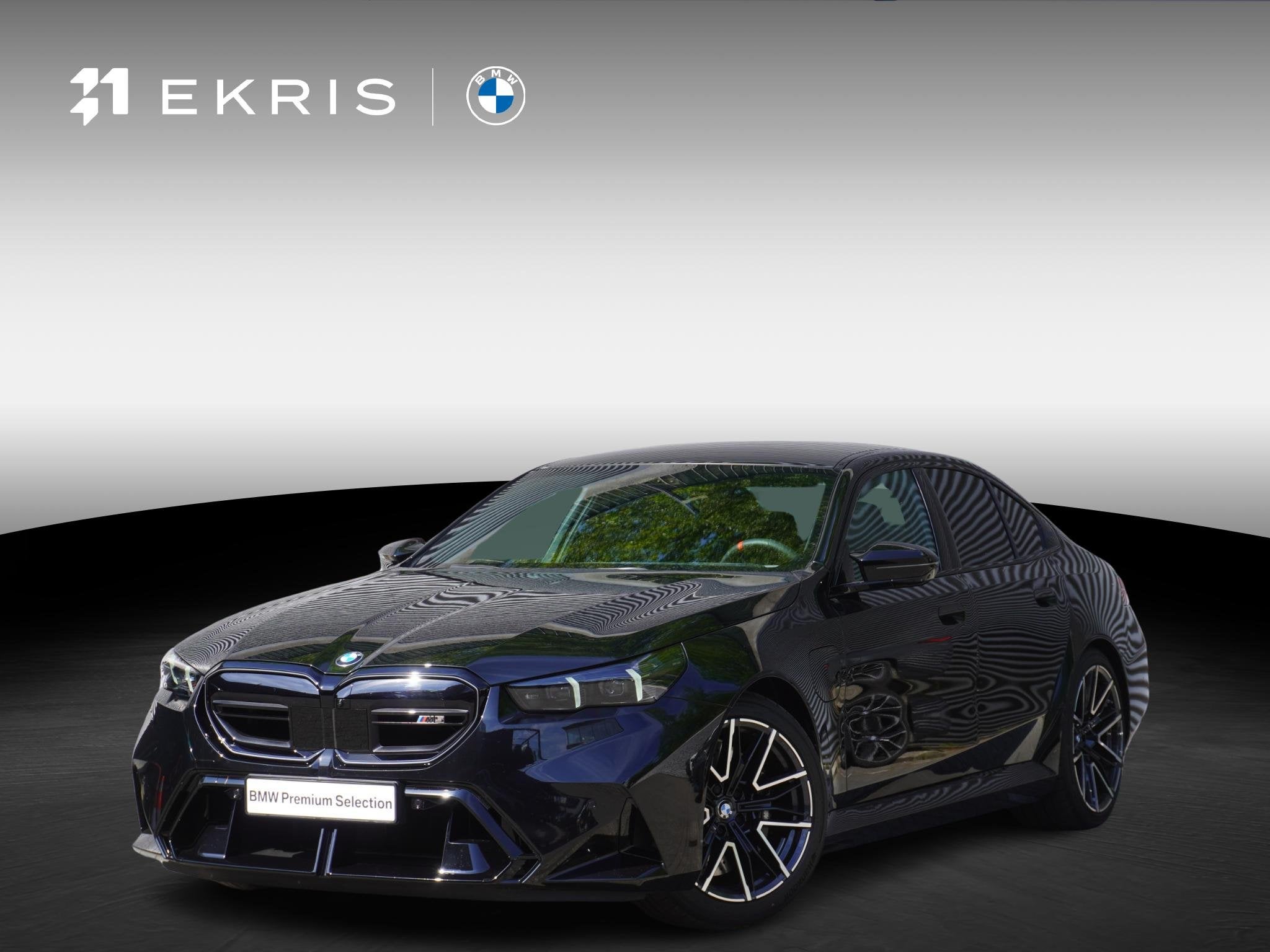 BMW M5 Sedan Bowers & Wilkins Surround Sound System | Glazen