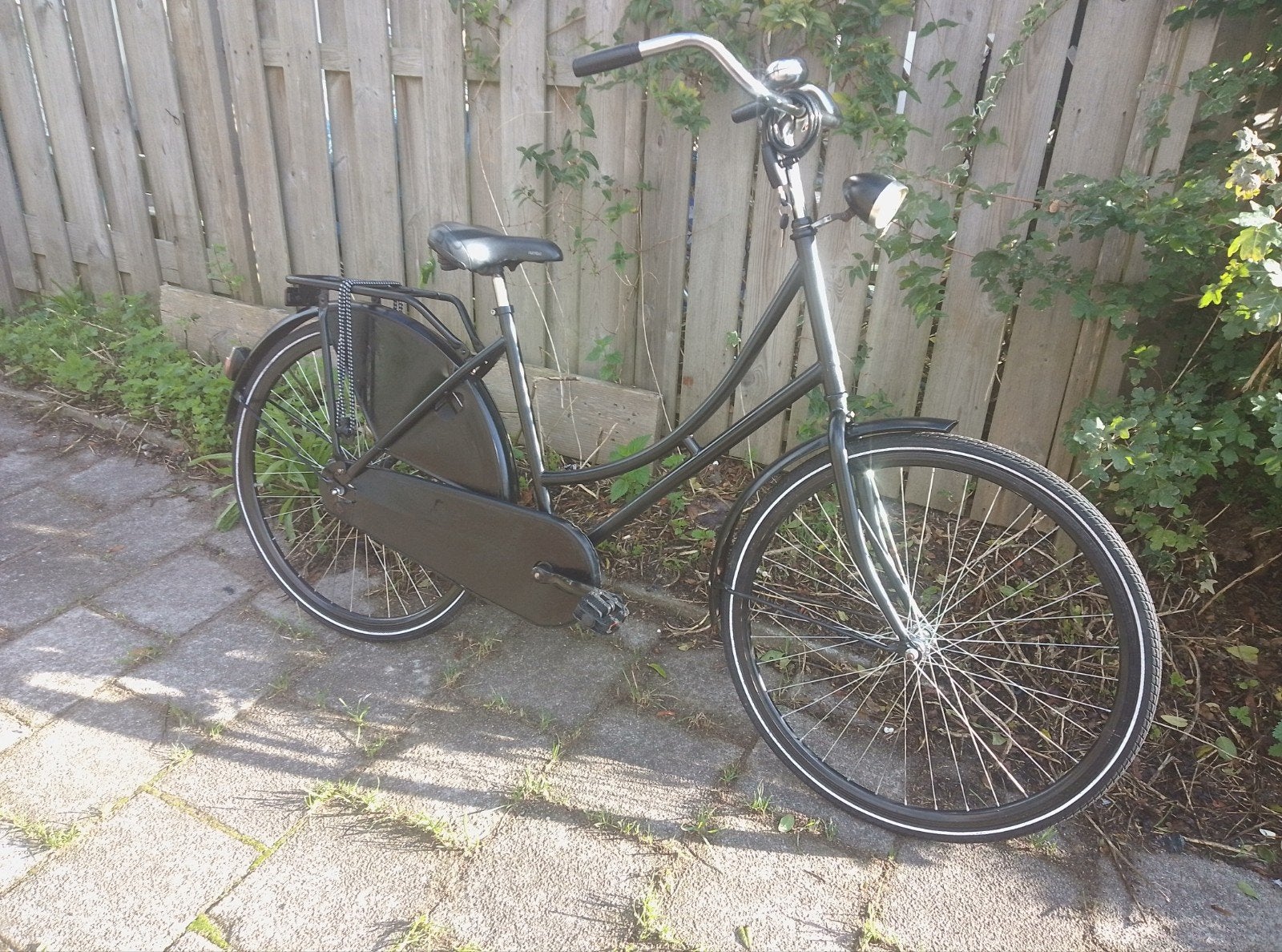 Omafiets met verlichting+kabel slot+ 100%PERFECT!!!!!!, 56 cm of meer, Ophalen, Zo goed als nieuw, Terugtraprem
