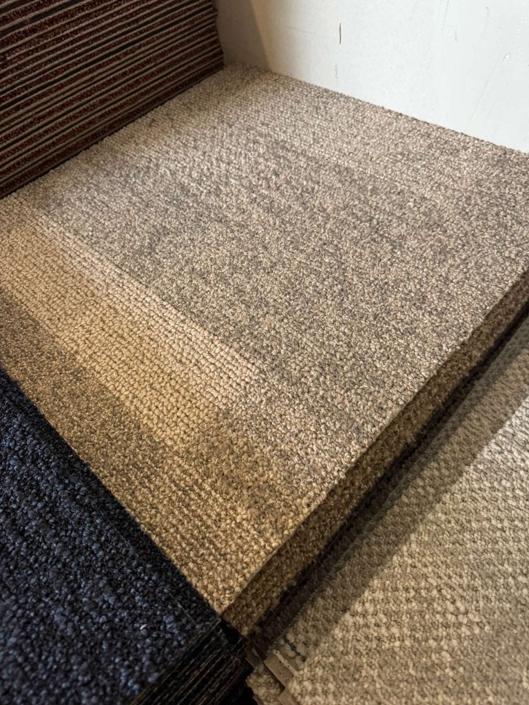 Partij Desso tapijttegels B-keus beige 50x50cm nieuw #028, Niet ingevuld, Nieuw, Beige, Tapijttegels