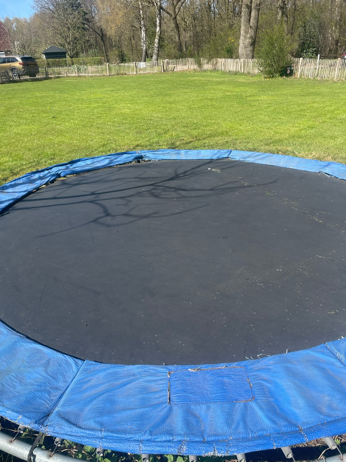 Grote ronde trampoline voor in de tuin, Ophalen, Gebruikt