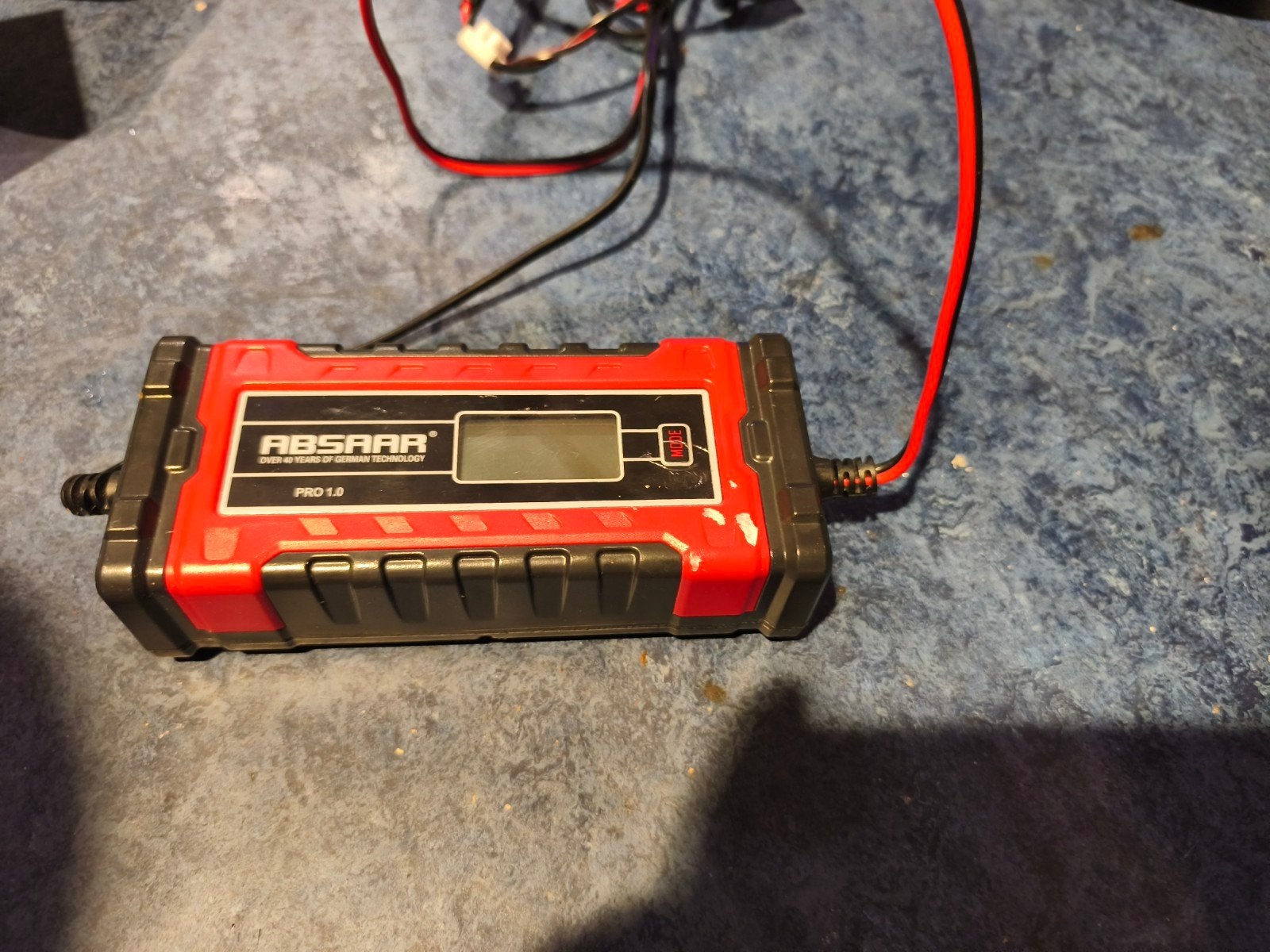 ABSAAR PRO 1.0 Acculader - Gebruikt