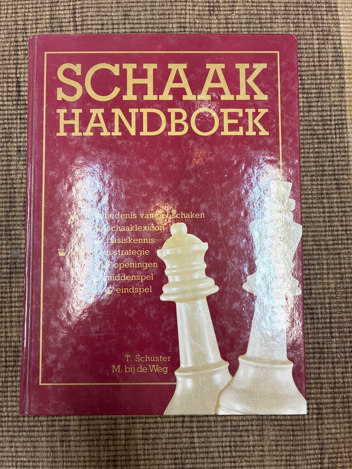 Schaak Handboek - T. Schuster & M. bij de Weg, Boeken, Ophalen of Verzenden, Gelezen, Catalogus