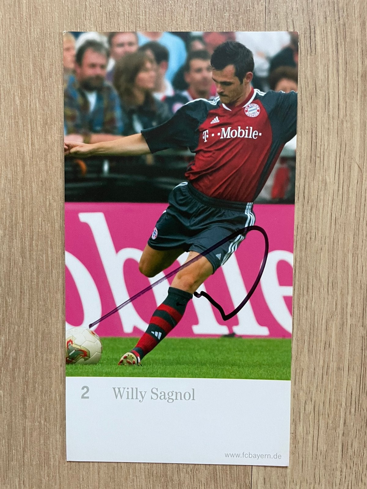 Fotokaart Willy Sagnol (Bayern München) met handtekening., Ophalen of Verzenden, Nieuw, Buitenlandse clubs, Spelerskaart