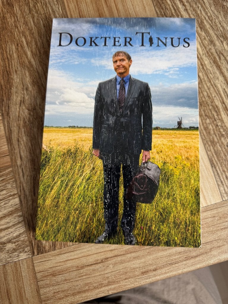 Dokter Tinus boek deel 1, Ophalen of Verzenden, Zo goed als nieuw