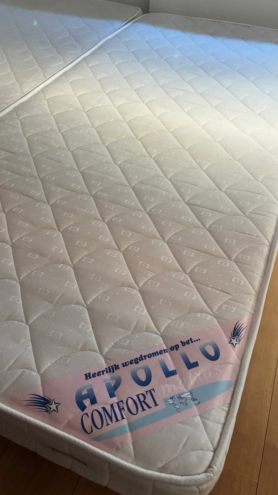 Boxspring, Ophalen, 90 cm, Eenpersoons, Zo goed als nieuw