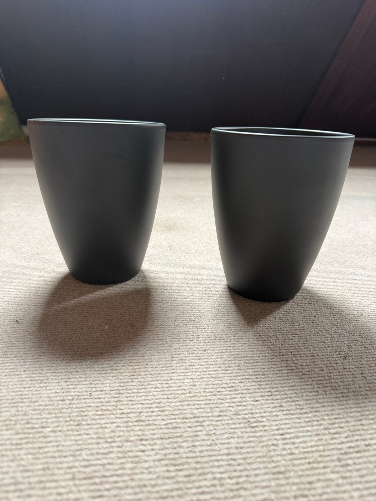 2 stuks bloempot grijs nieuw, Ophalen of Verzenden, Nieuw