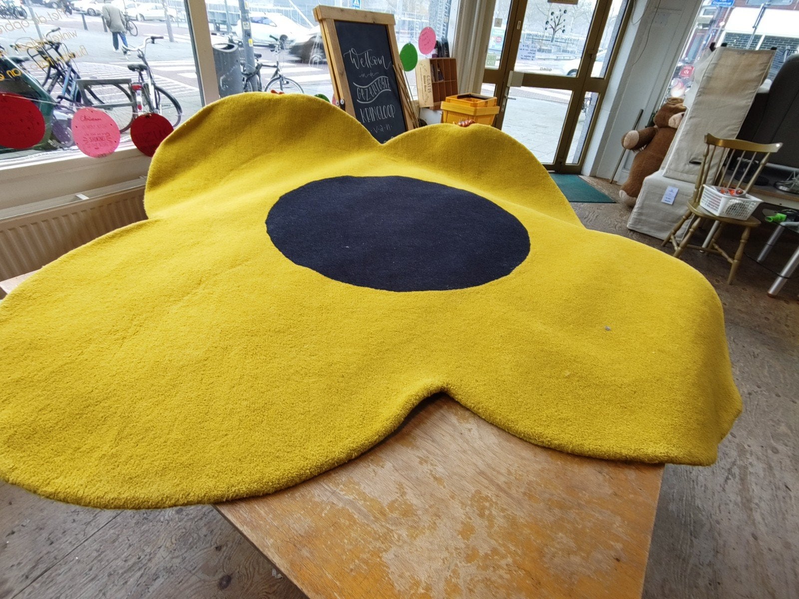 Vloerkleed Orla Kiely Flower Sunshine 61306. WD-18., Ophalen, Geel, 150 tot 200 cm, Nieuw