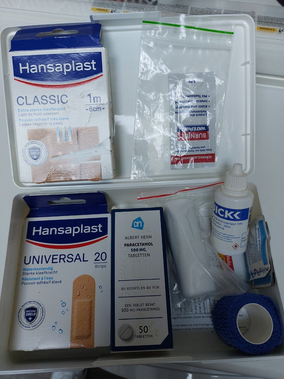 verbanddoos met pleisters tape ontsm.flesje, Ophalen of Verzenden