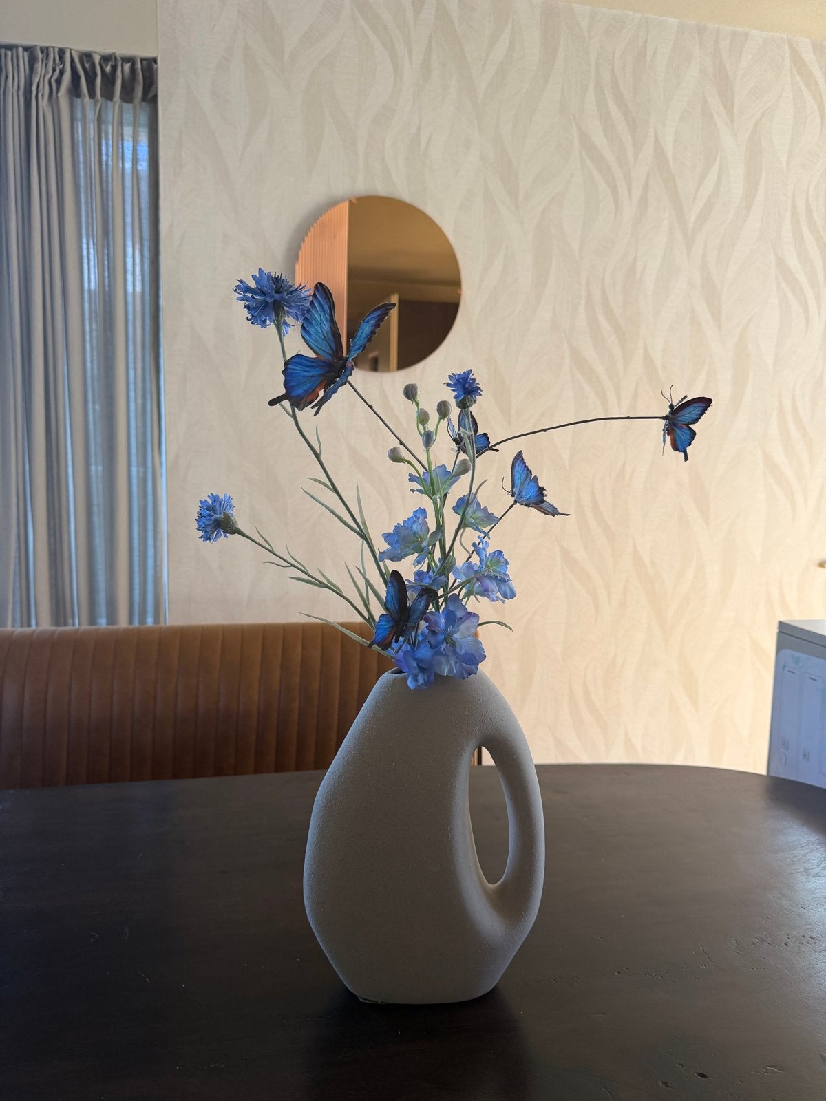 Kunstbloemen met vlinders, Binnen, Ophalen of Verzenden, Zo goed als nieuw, Kunststof