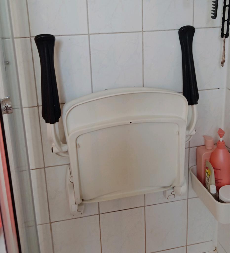 Linido douchezitting opklapbaar, Ophalen, Gebruikt