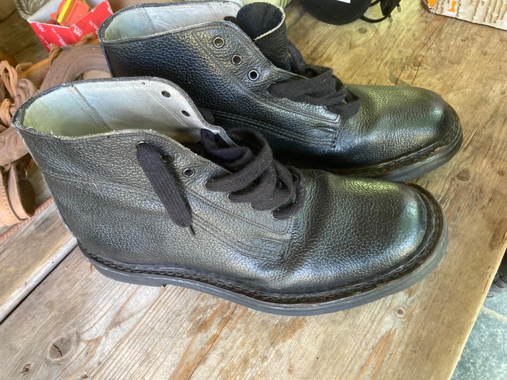 Mooie oude degelijke legerschoenen., Verzenden, Landmacht, Nederland, Kleding of Schoenen