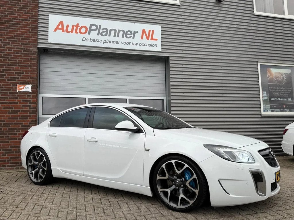 Opel Insignia 2.8 T OPC 4x4! 325PK! Clima! Navi € 7.544,00, Wit, Leder, Bedrijf, Handgeschakeld