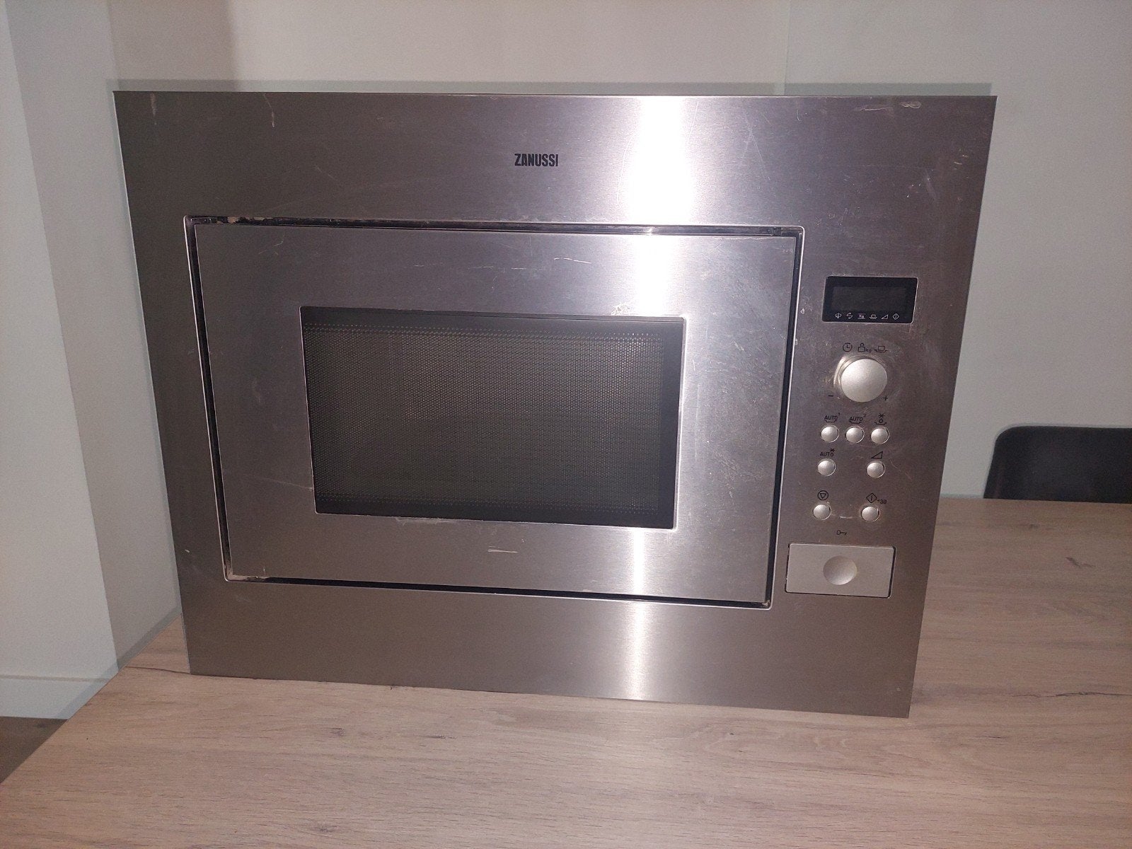 Zanussi Inbouw magnetron -, Ophalen, Combimagnetron, Zo goed als nieuw, Inbouw