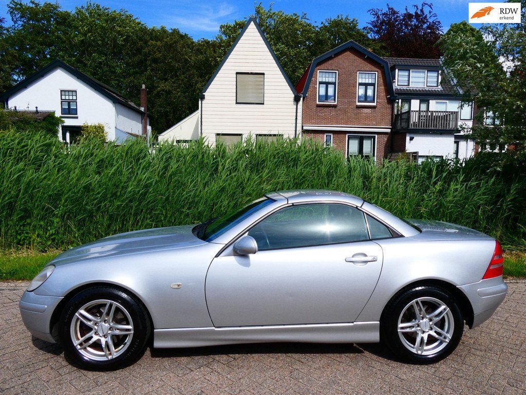 Mercedes-Benz SLK-klasse 200 136pk Opknapper Dak gaat niet o, Auto's, Mercedes-Benz, Euro 2, 1998 cc, Gebruikt, Zwart