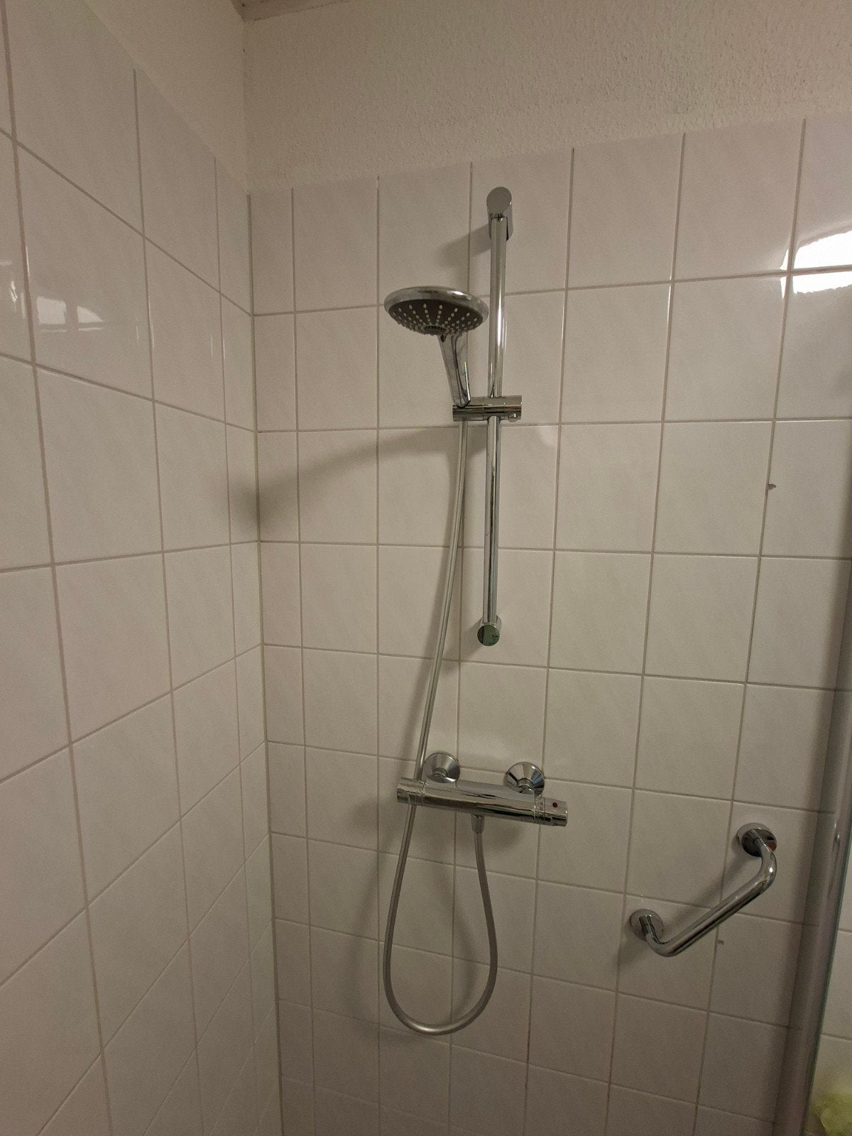 Douche mengkraan en stang compleet met slang en douchekop, Ophalen of Verzenden