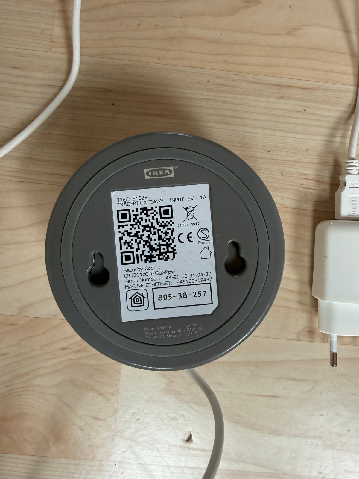 IKEA TRÅDFRI Gateway Hub - Smart Home Bediening, Ophalen of Verzenden, Zo goed als nieuw
