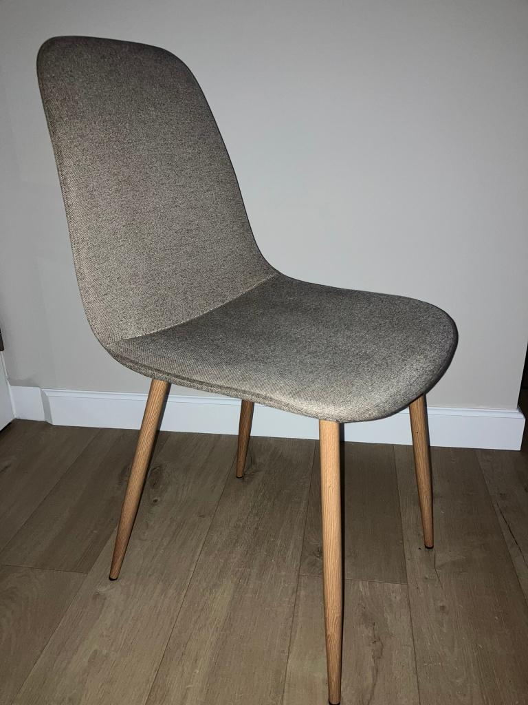Gratis eettafel stoelen 4 stuks, Huis en Inrichting, Stoelen, Ophalen, Gebruikt, Bruin, Stof