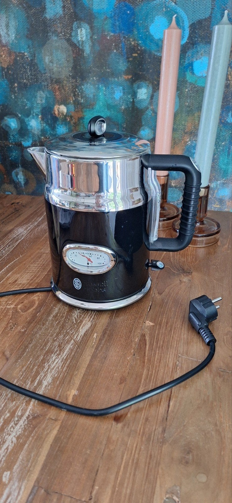 Waterkoker Russell Hobbs, 1 tot 2 liter, Ophalen, Gebruikt, Rvs