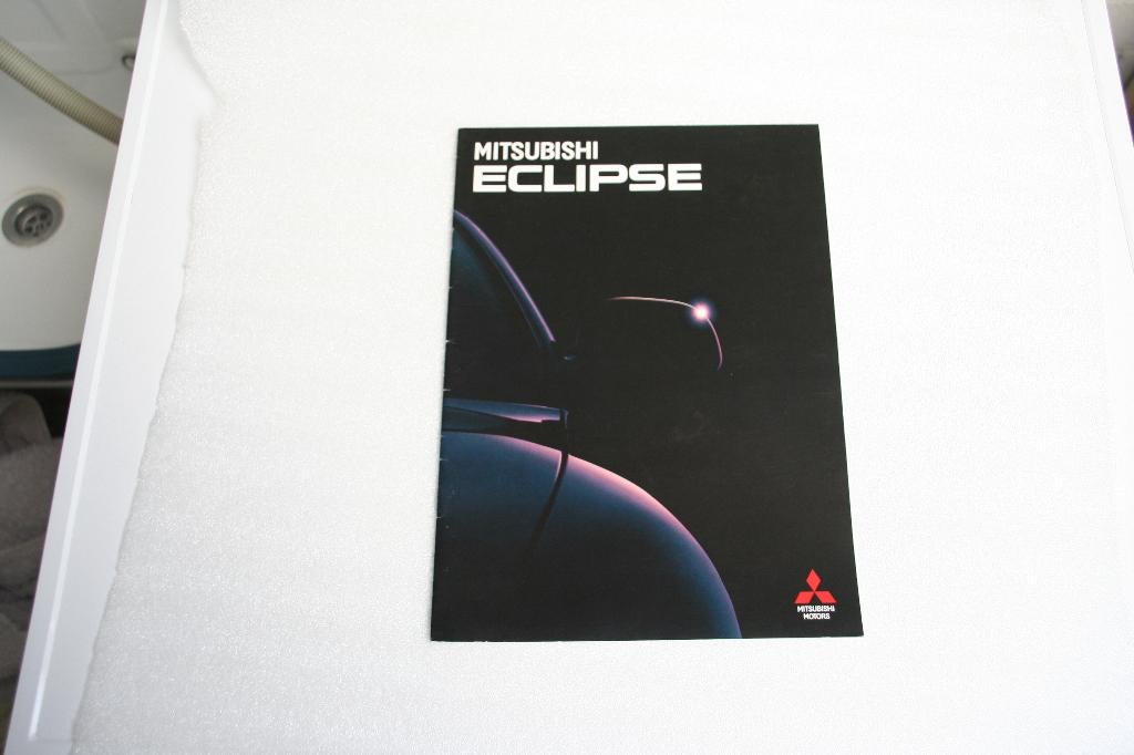 Folder Mitsubishi Eclipse + uitvoering (11-1995) (43+44), Ophalen of Verzenden, Nieuw, Mitsubishi
