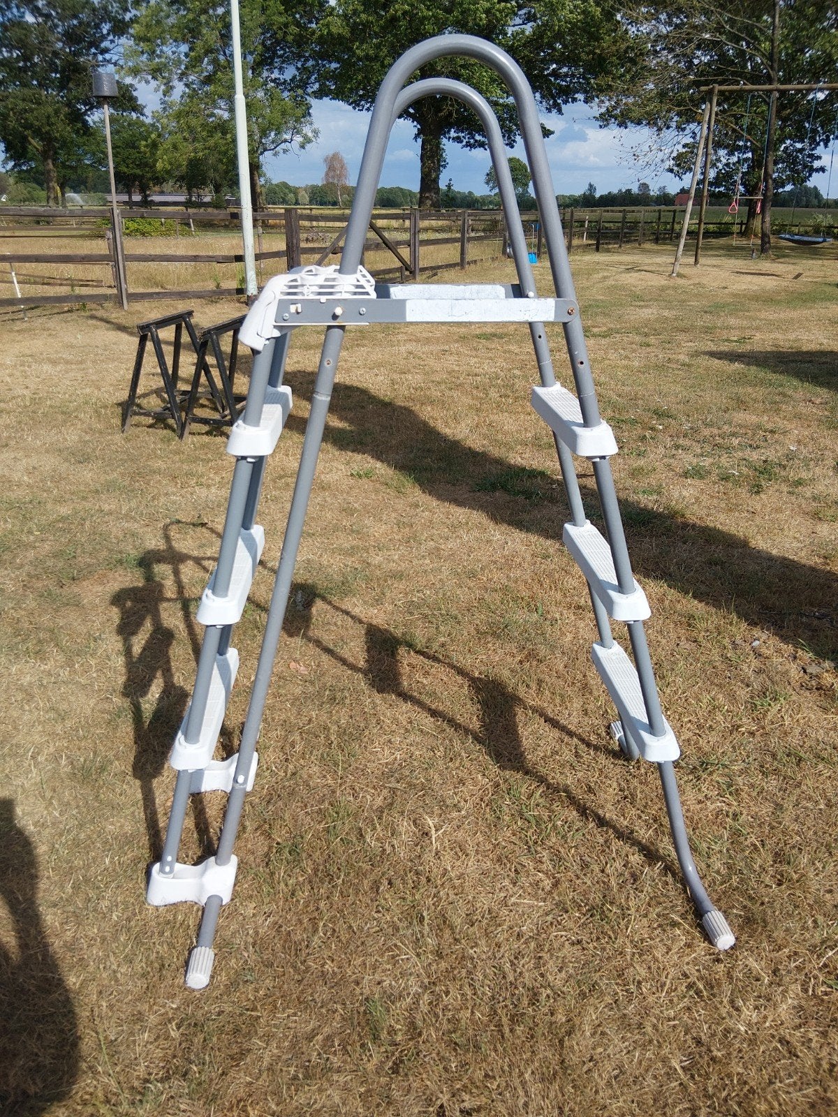 (veiligheids) Zwembadtrapje voor opzetbad (max113 hoog), Ophalen
