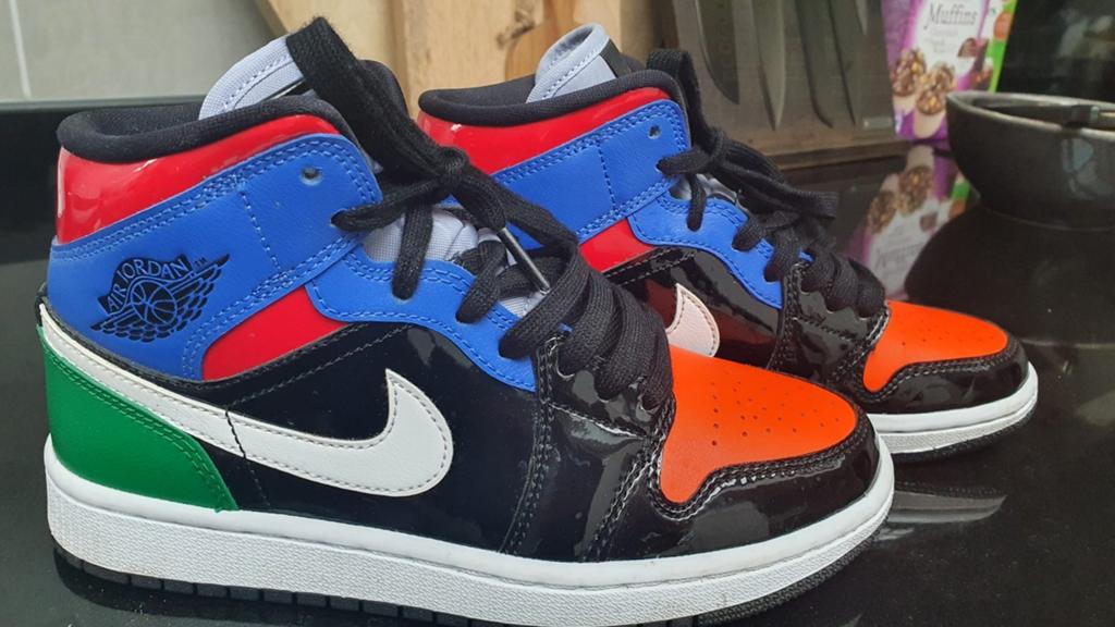 Nike Air Jordan 1 Mid Multicolor - Maat 36, Kinderen en Baby's, Kinderkleding | Schoenen en Sokken, Jongen of Meisje, Schoenen