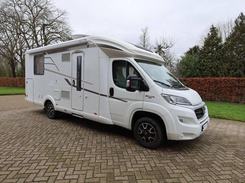 Hymer T 698 CL Queensbed, Niet ingevuld, Koelkast, Ringverwarming, Fiat