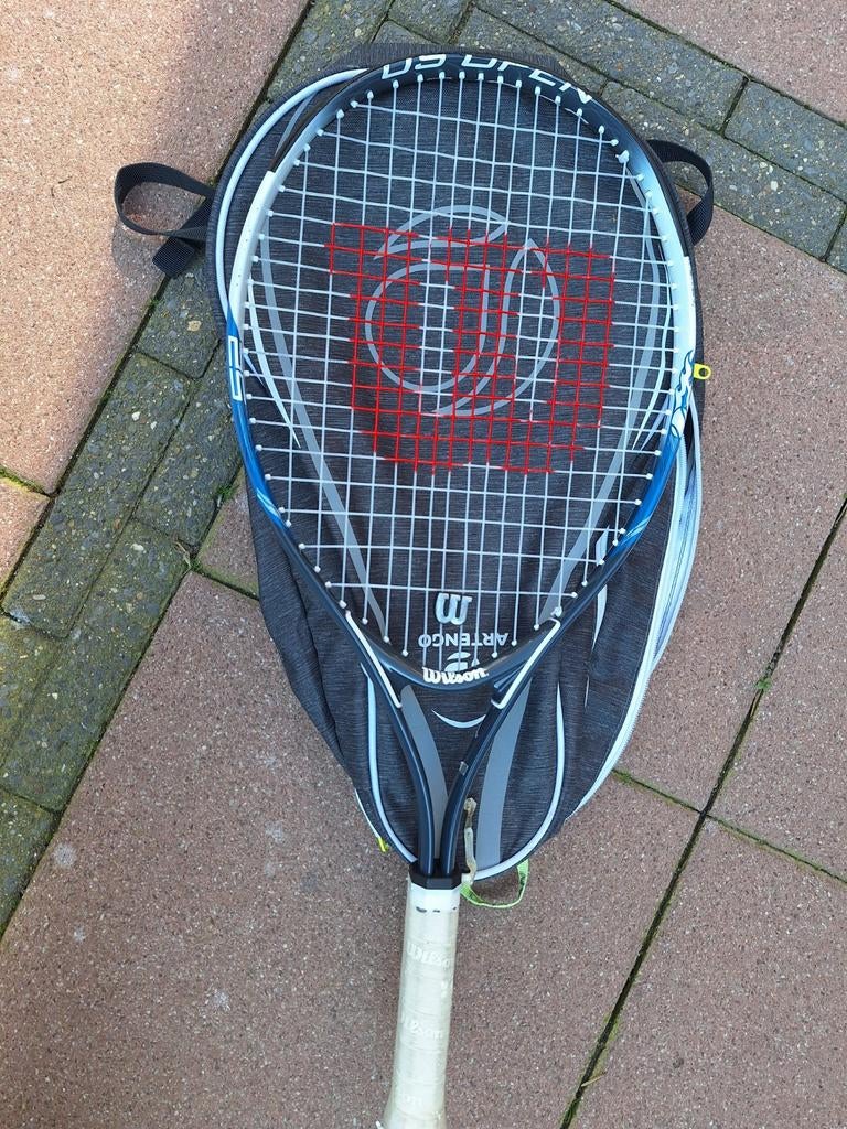 Wilson tennisracket met Artengo hoes, Sport en Fitness, Tennis, Ophalen