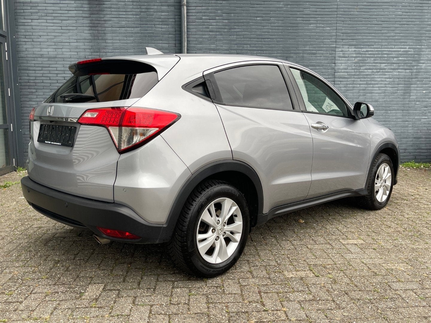 Honda HR-V 1.5 i-VTEC 130pk Automaat Elegance Facelift model, Automaat, 12 maanden, Stof, Zwart