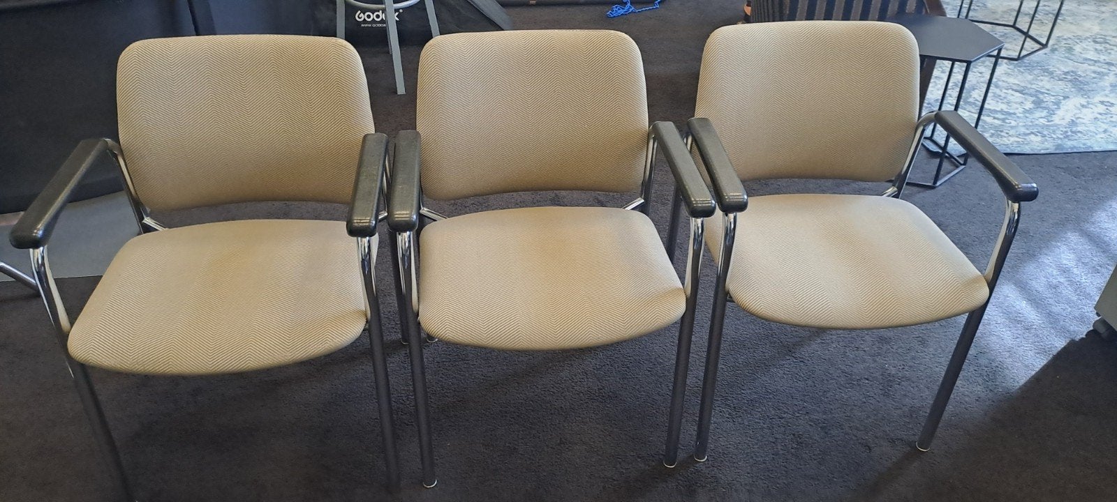 Set van 3 beige stoelen met armleuningen, Huis en Inrichting, Stoelen, Ophalen, Gebruikt, Overige kleuren, Drie
