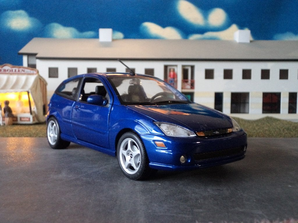 1:24 Ford Focus Mk.1 SVT - Maisto, Ophalen of Verzenden, Nieuw, Maisto