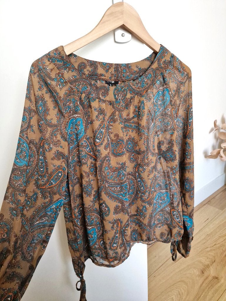 Blouse beige bruin blauw paisley maat 42 Monoprix, Kleding | Dames, Verzenden, Beige, Maat 42/44 (L), Zo goed als nieuw