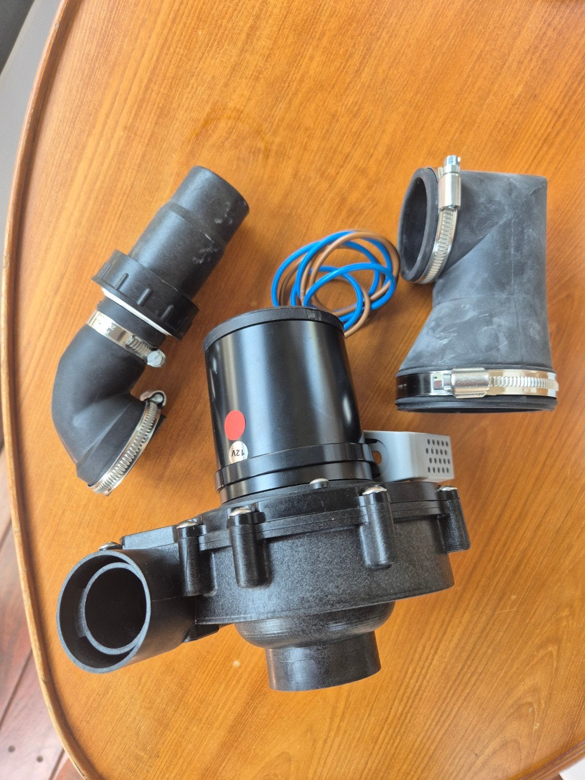 Boot Toilet Electrische Spoelpomp 12V Laguna Hydro-Vacuum, Watersport en Boten, Ophalen of Verzenden, Nieuw, Kombuis en Sanitair